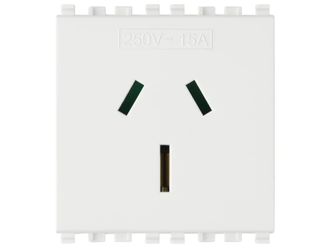 VIMAR Vimar 20262.B Presa SICURY 2P+T 15A Australia bianco