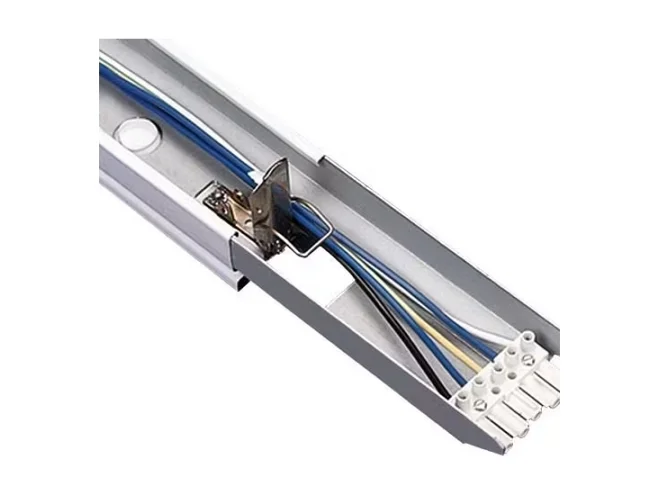PERFORMANCE IN LIGHTING PERFORMANCE IN LIGHTING 14-00722 TRX-T5 RAIL-M 35-49-80/1