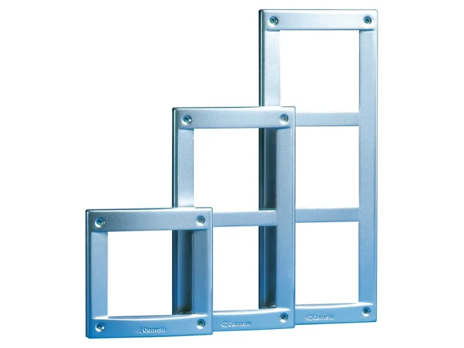 Comelit Comelit 3161/1A TELAIO SERIE VANDALCOM. COLORE GRIGIO ACCIAIO